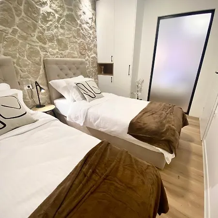 Apartment City Walls In Old Town Of Rovinj Exterior foto