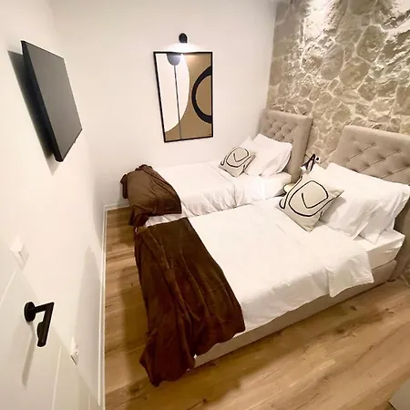 Apartment City Walls In Old Town Of Rovinj Exterior foto