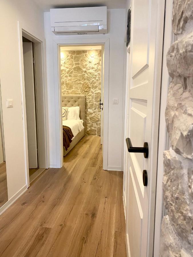 Apartma Walls In Old Town Of *