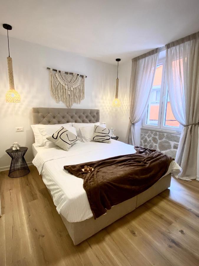 Apartma Walls In Old Town Of Rovinj